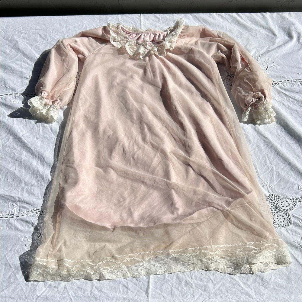 Vintage America Blush and Ivory Kids Nightgown